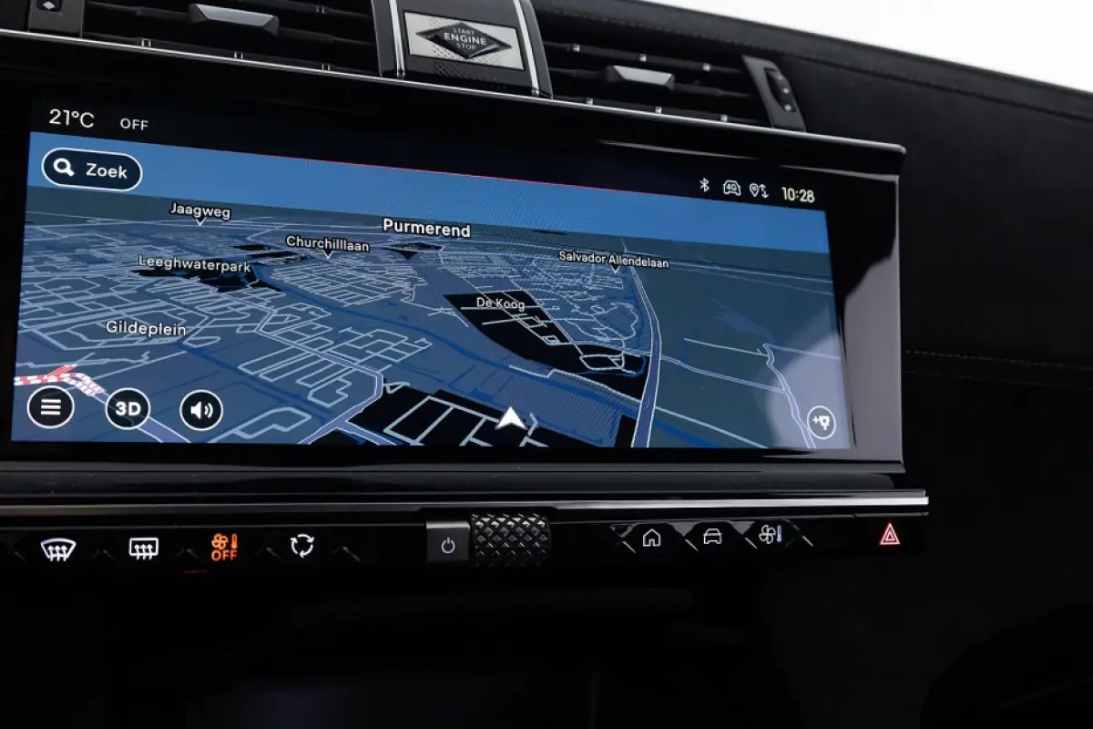 E-Tense 225 Performance Line | Full LED | ECC | Half LEDER