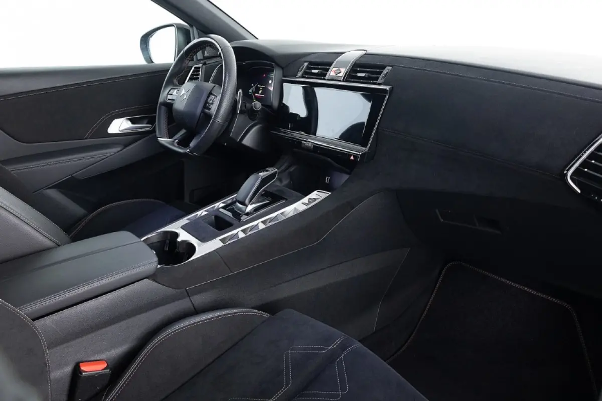 E-Tense 225 Performance Line | Full LED | ECC | Half LEDER