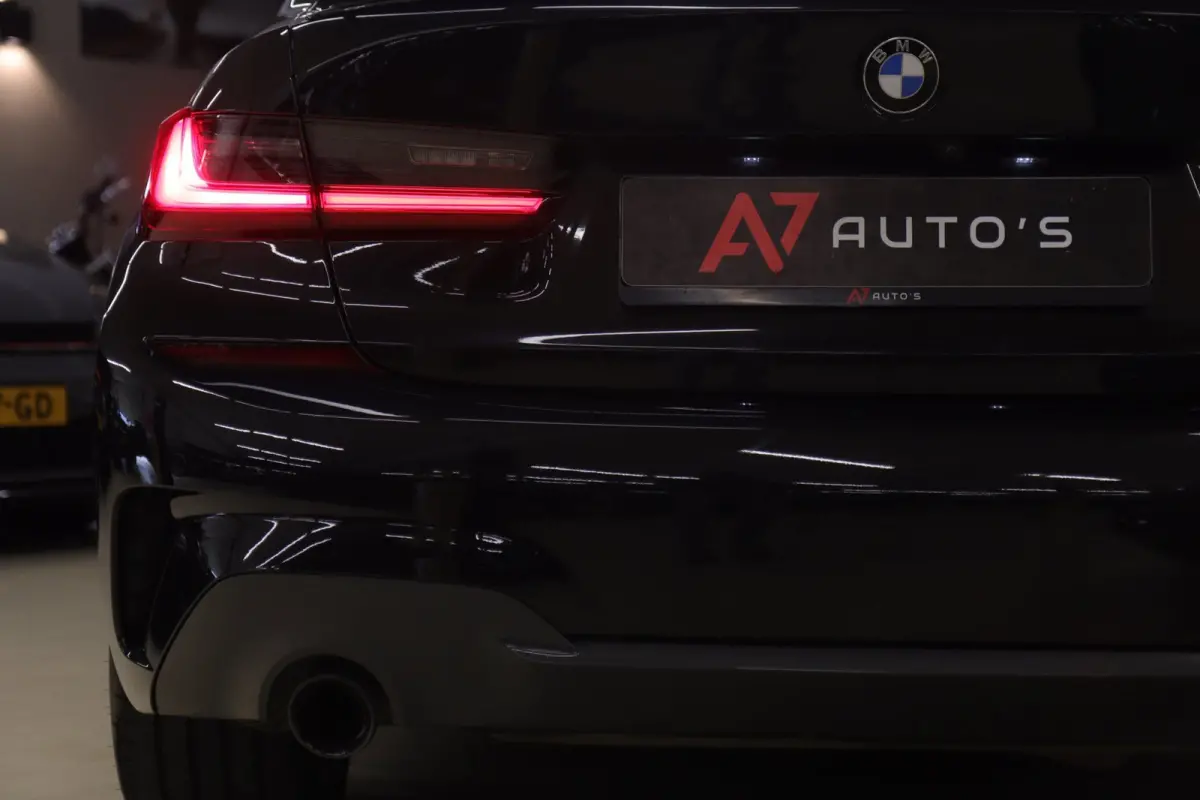 330i High Executive PANO/CARPLAY/SFEER/HK/HUD/VOL