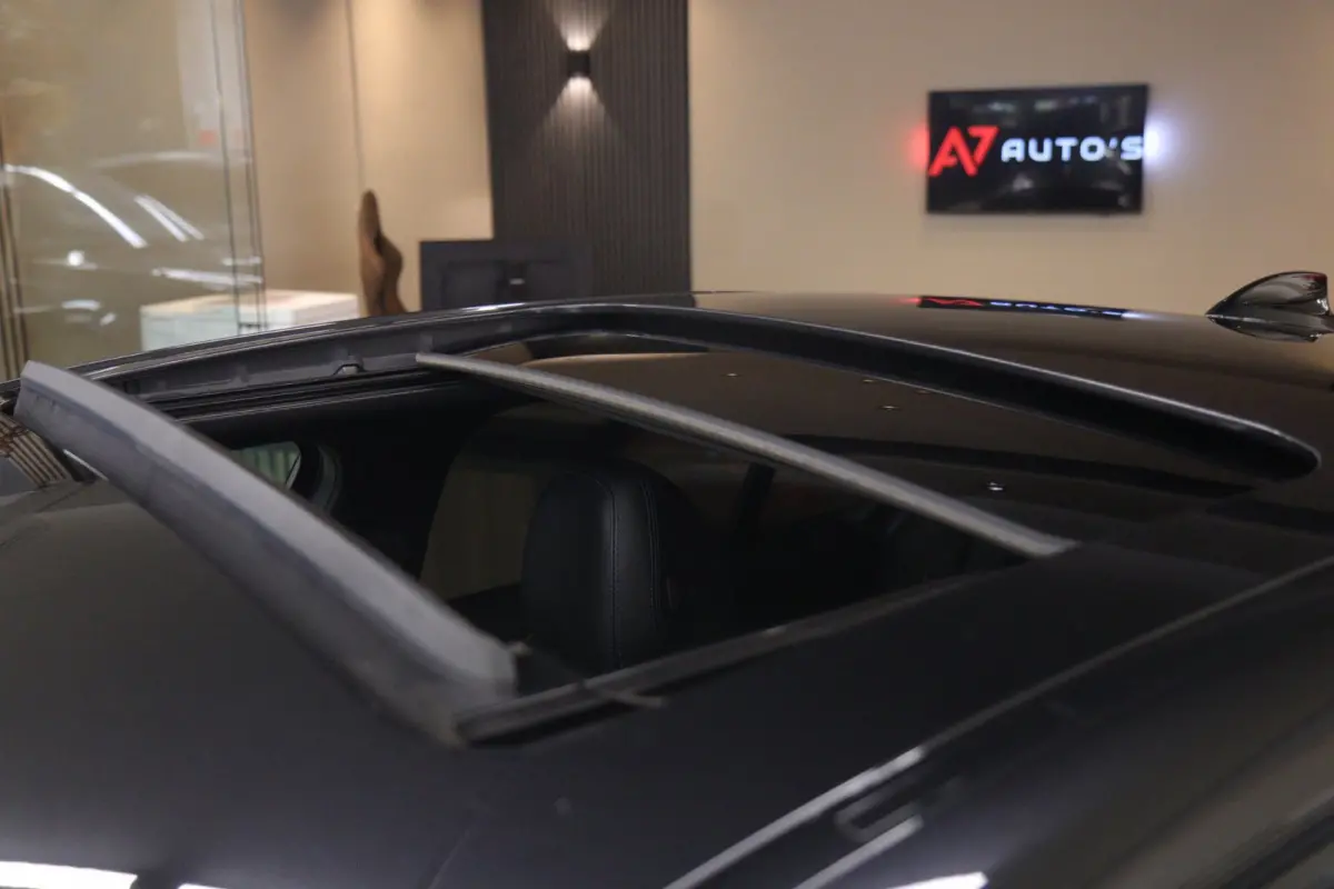330i High Executive PANO/CARPLAY/SFEER/HK/HUD/VOL
