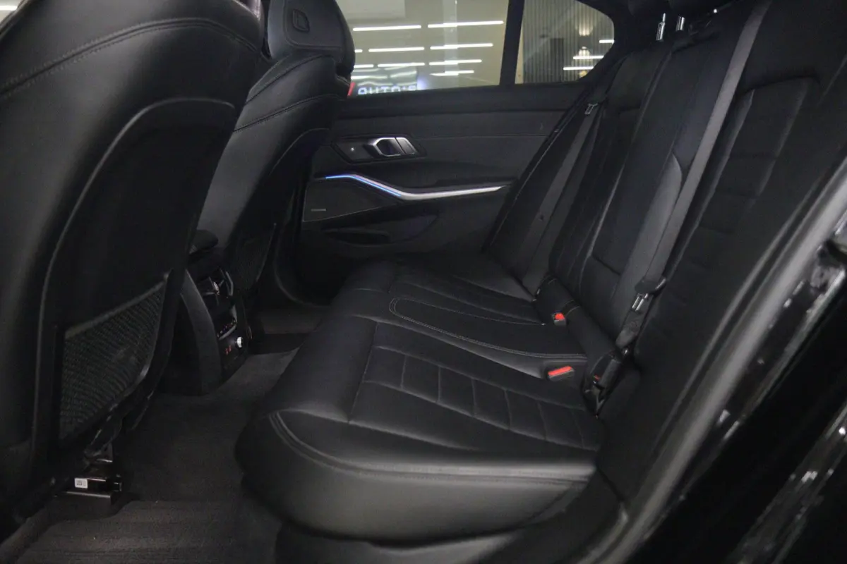 330i High Executive PANO/CARPLAY/SFEER/HK/HUD/VOL