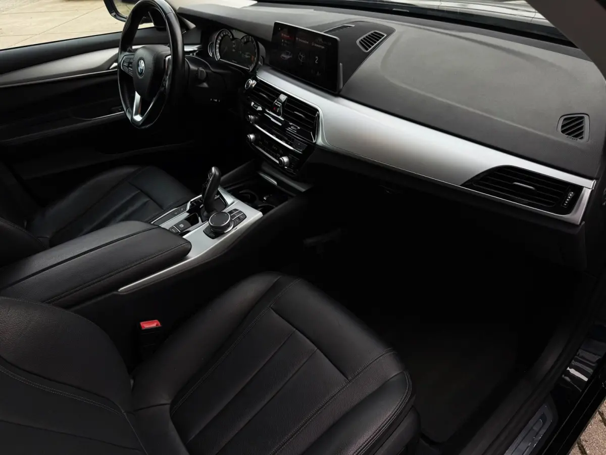 Gran Turismo 630i Executive 258PK|Origineel NL|Proff Navi|AUT|Full Led|Leder|Cruise|Camera|StoelVW|Climate|BOTS|Dealer