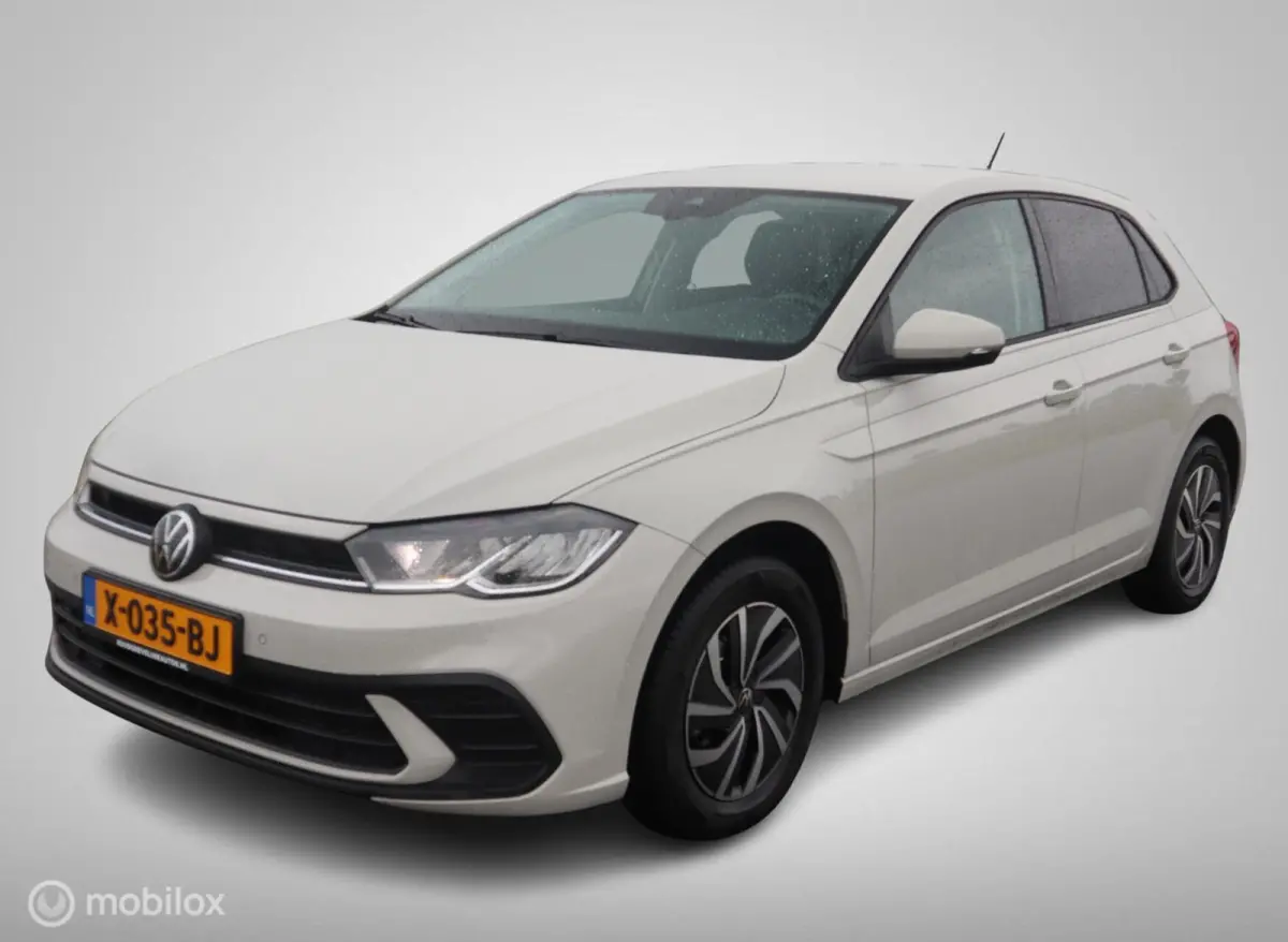 1.0 TSI 95 PK Life Navigatie|Stoelverw|Digi Cockpit|Clima|PDC V+A|Camera