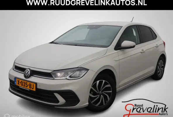 1.0 TSI 95 PK Life Navigatie|Stoelverw|Digi Cockpit|Clima|PDC V+A|Camera