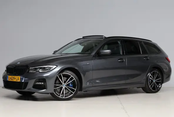 320e M-sport ShadowLine | panoramadak | head-up | harmankardon | laser led | 1e eigenaar | BTW