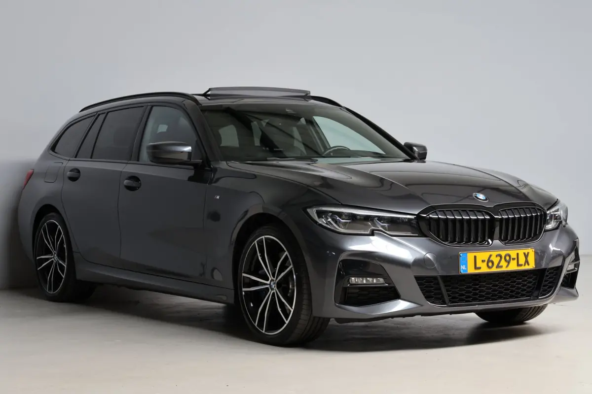 320e M-sport ShadowLine | panoramadak | head-up | harmankardon | laser led | 1e eigenaar | BTW