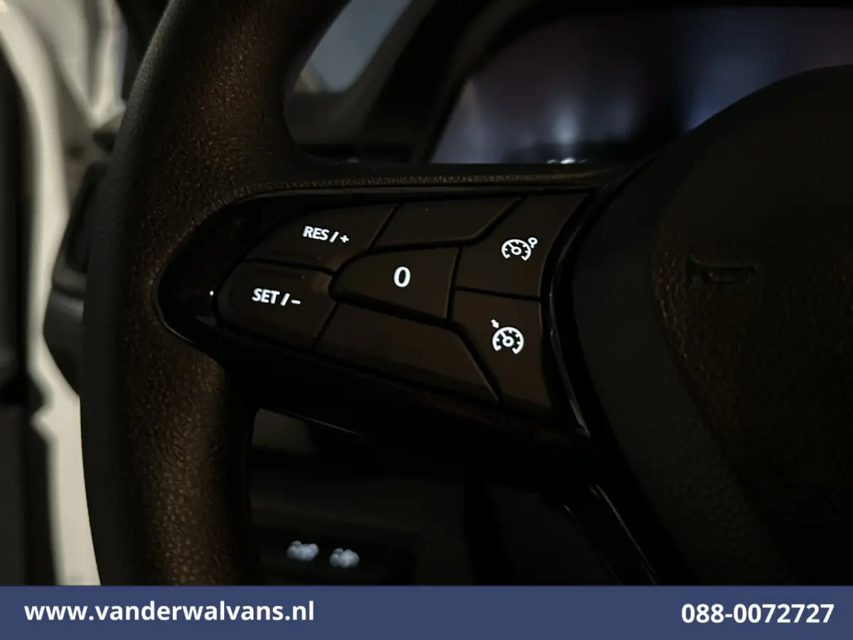 2.0 dCi 130pk L2H1 Euro6 Airco | Navigatie | LED | Cruisecontrol | Parkeersensoren, Bijrijdersbank