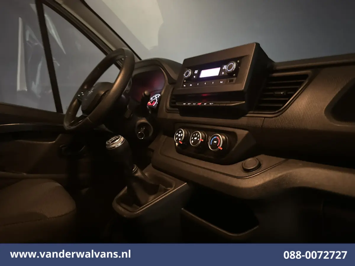 2.0 dCi 130pk L2H1 Euro6 Airco | LED | Cruisecontrol | Parkeersensoren Bijrijdersbank