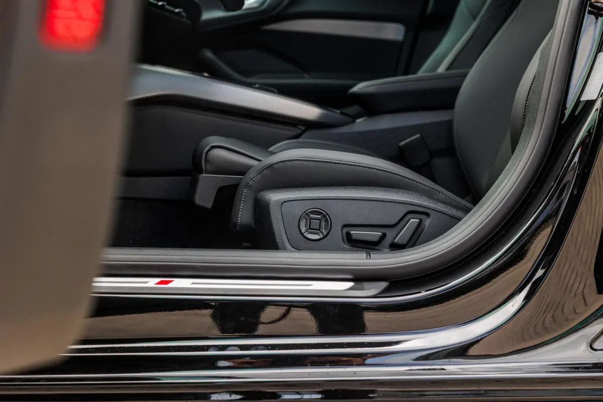 Avant 2.0 299pk quattro S edition | Interieur Pakket | Premium Pakket
