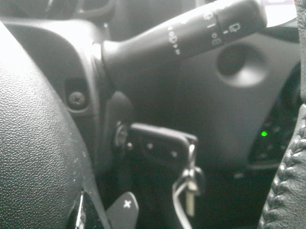 1.0 VVT-i x-play X-Shift Automaat