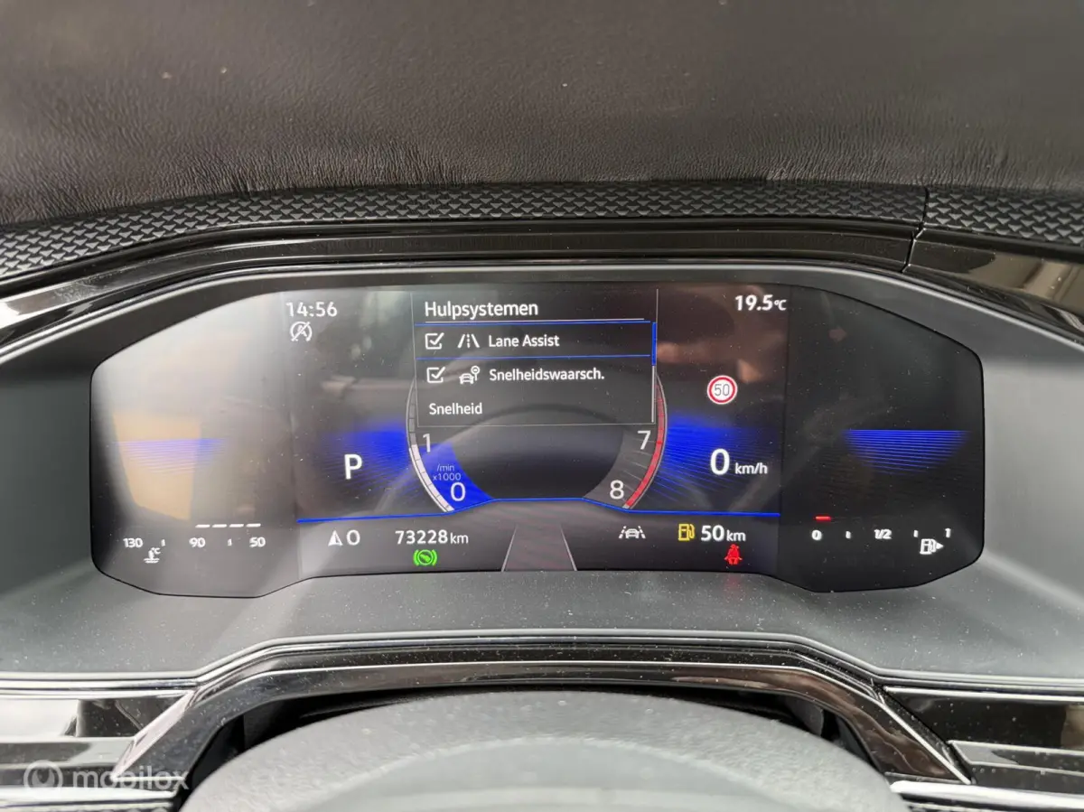 1.0 TSI / Luxe / Navi / Camera / Carplay