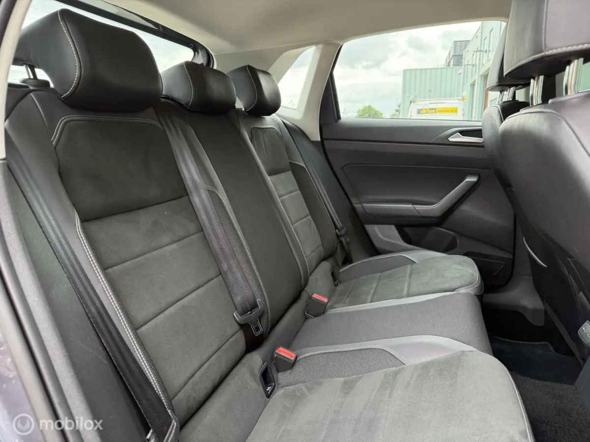 1.0 TSI / Luxe / Navi / Camera / Carplay