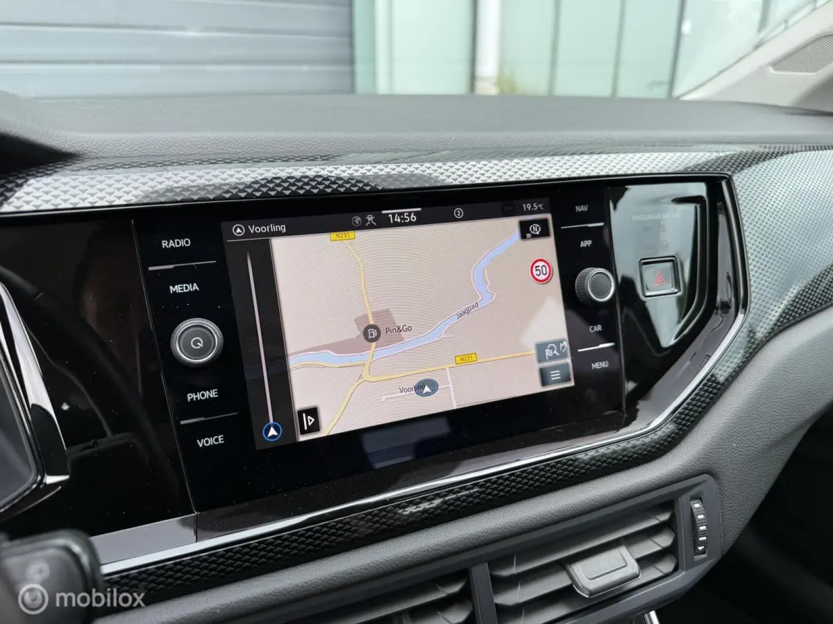 1.0 TSI / Luxe / Navi / Camera / Carplay