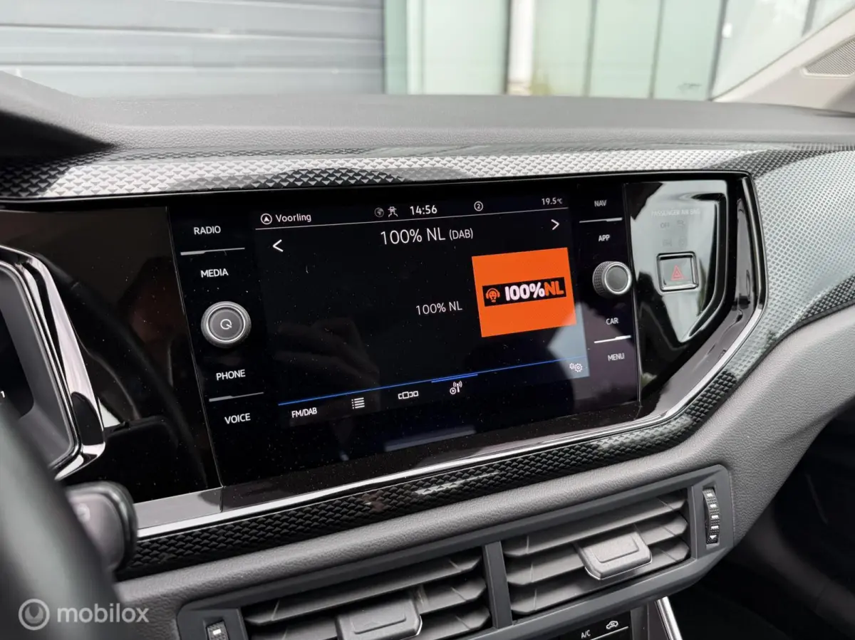 1.0 TSI / Luxe / Navi / Camera / Carplay