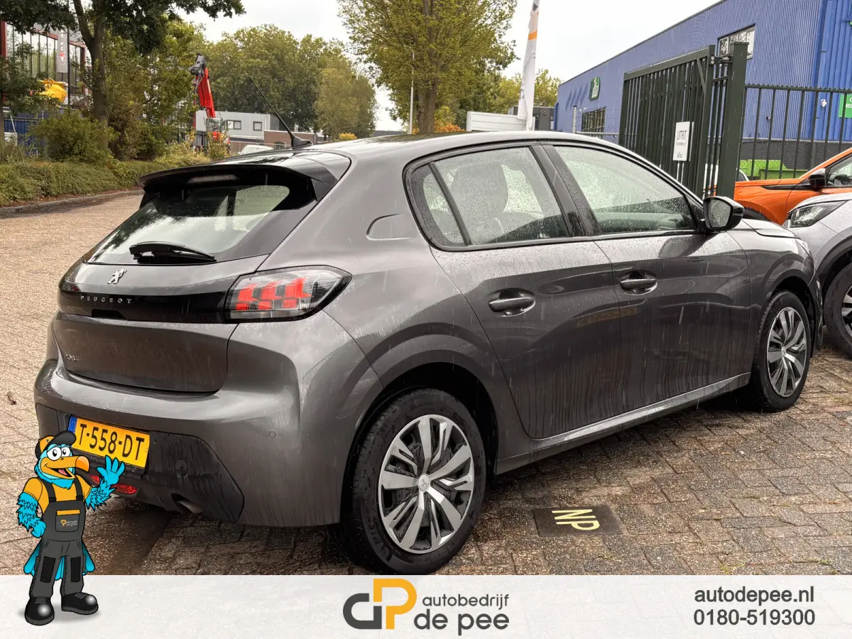 1.2 PureTech Active Pack GARANTIE/CRUISE/AIRCO/CARPLAY/PARKEERSENS./EL.RAMEN rijklaarprijs!