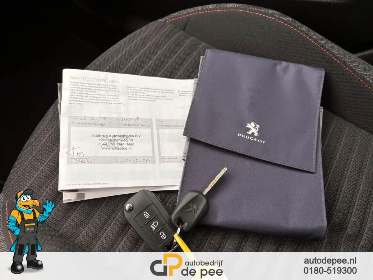 1.2 PureTech Active Pack GARANTIE/CRUISE/AIRCO/CARPLAY/PARKEERSENS./EL.RAMEN rijklaarprijs!