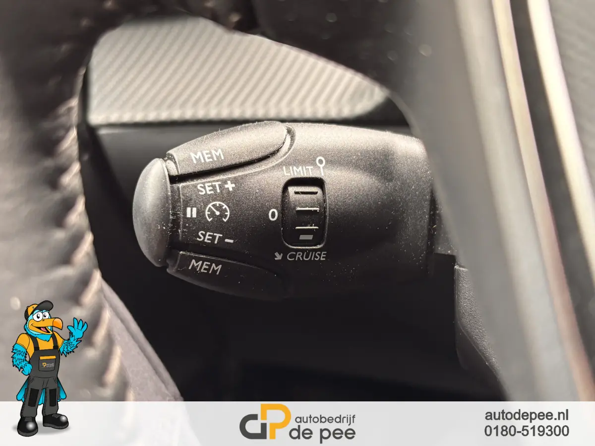 1.2 PureTech Active Pack GARANTIE/CRUISE/AIRCO/CARPLAY/PARKEERSENS./EL.RAMEN rijklaarprijs!
