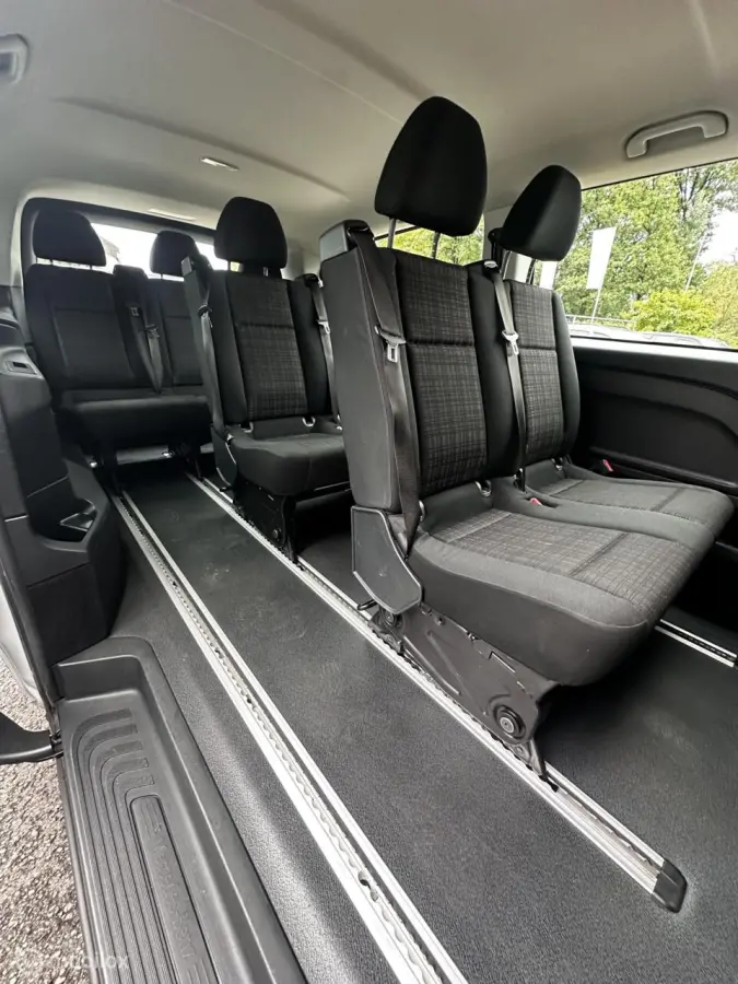 109 BlueTEC Base Extra Lang / 9 Pax.