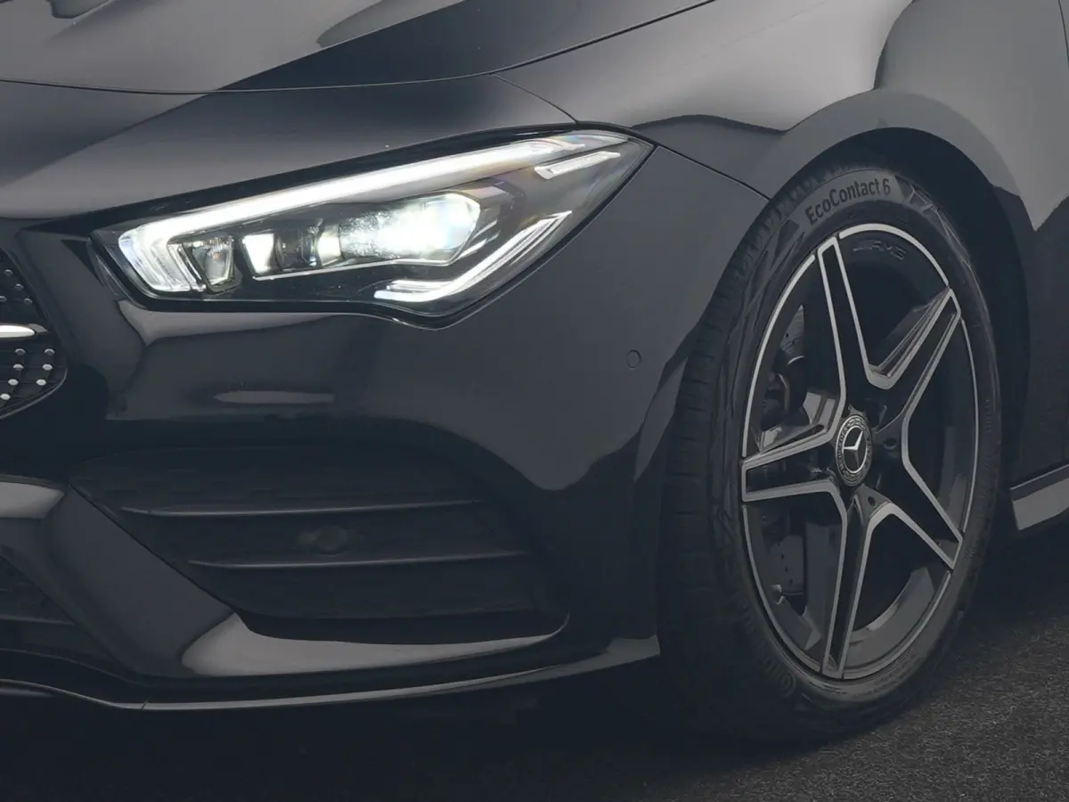 200 Business Solution AMG 164pk Dealer O.H. | Panodak | Camera | Multi Beam LED | Alcantara Sportstoelen Memory & Verwarmd | Sfeerverlichting | Keyless | Apple Carplay | Cruise Control | Nav
