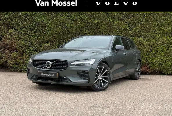 T8 Plug-in hybrid AWD Plus Dark | Panoramadak | 360 Camera | Head up display | Harman/Kardon | Stoel/Stuur Verwarming