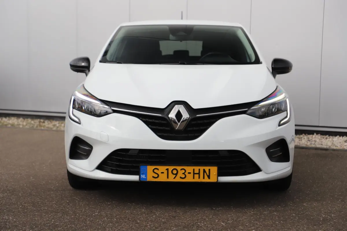1.0 TCe 90 Evolution 16 inch LMV Donkere Ramen Navigatie Carplay Rijstrooksensor Parkeersensor