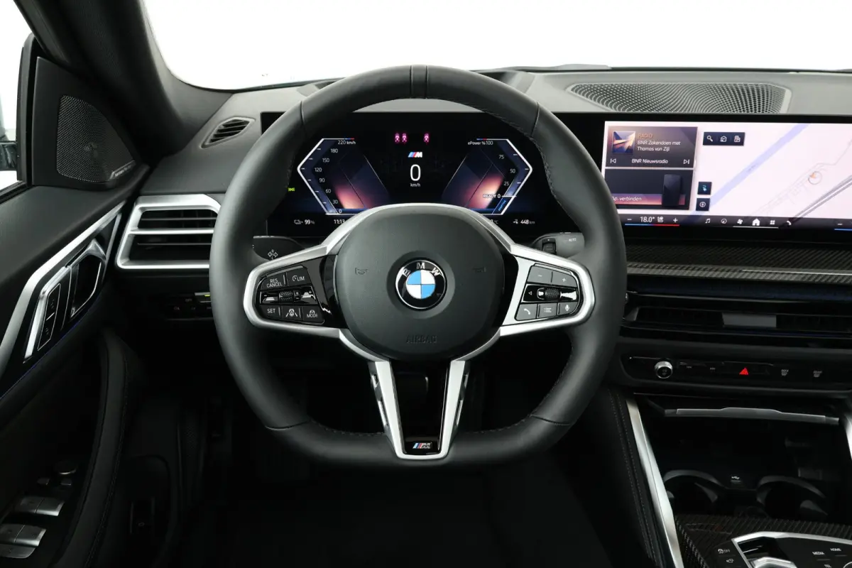 eDrive40 M Sport Edition 84 kWh | Sport Pakket Pro | M-Adaptief Onderstel | Schuif/Kantel Dak | Harman Kardon | Driving Assistant Professional | Parking Assistant Plus |