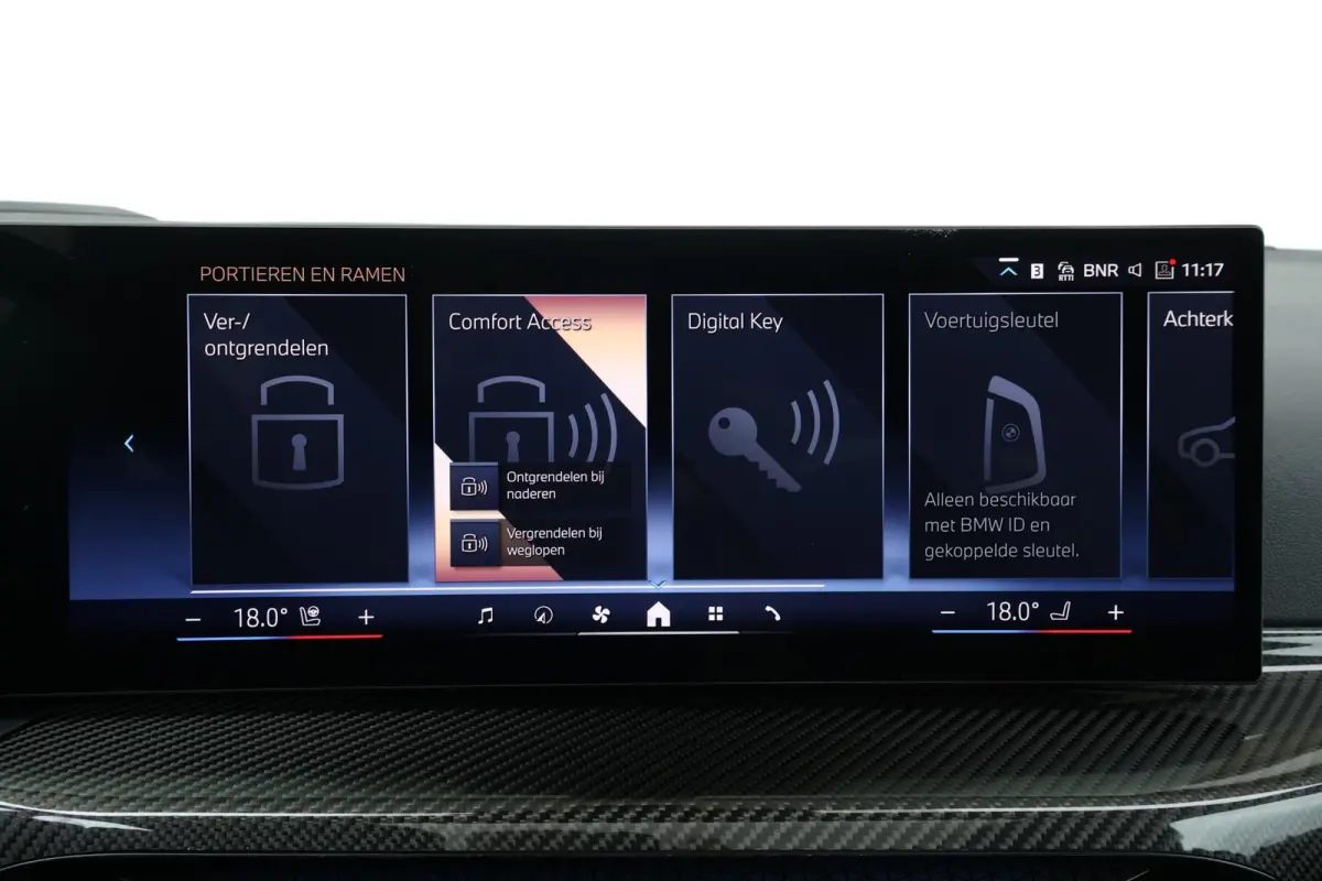 eDrive40 M Sport Edition 84 kWh | Sport Pakket Pro | M-Adaptief Onderstel | Schuif/Kantel Dak | Harman Kardon | Driving Assistant Professional | Parking Assistant Plus |