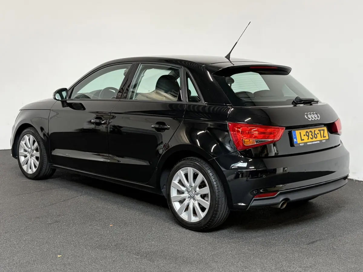 1.0 TFSI Airco Lichtmetalen velgen