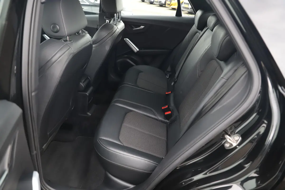 30 TFSI Sport S line Edition Navigatie Climate Cruise Control Bluetooth LED Parkeersensor