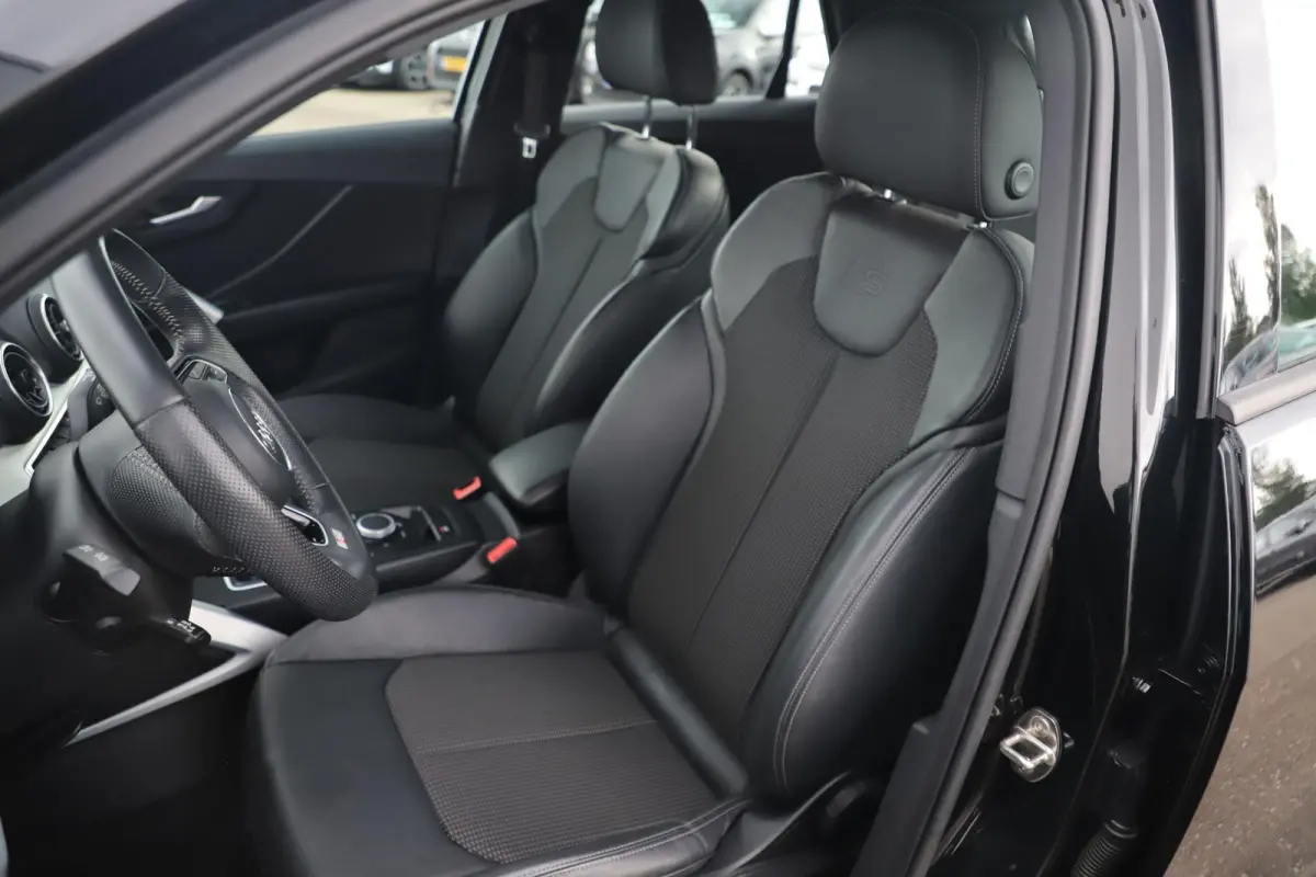 30 TFSI Sport S line Edition Navigatie Climate Cruise Control Bluetooth LED Parkeersensor