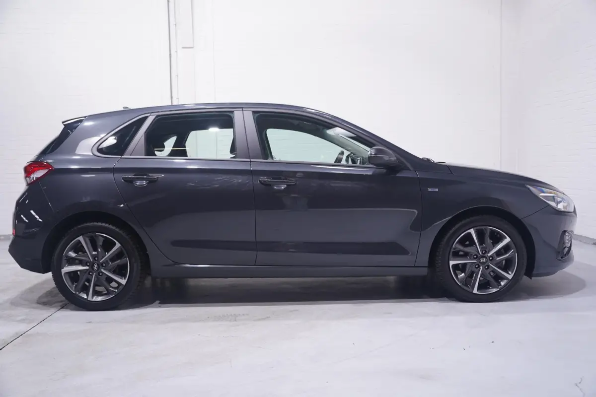 1.0 T-GDi MHEV Comfort Smart Apple Carplay Navi Airco Achteruitrijcamera Stuur/Stoelverwarming