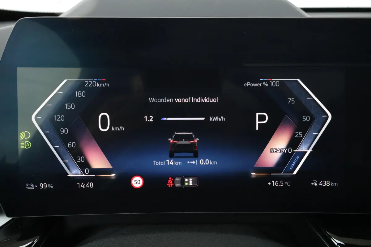 eDrive20 67 kWh M Sport Edition | Sport Pakket Pro | Panorama Dak | Stuur & Stoelverwarming | Driving Assistant Professional | Parking Assistant Plus | Head-Up | Harman Kardon | Elektr. Stoe