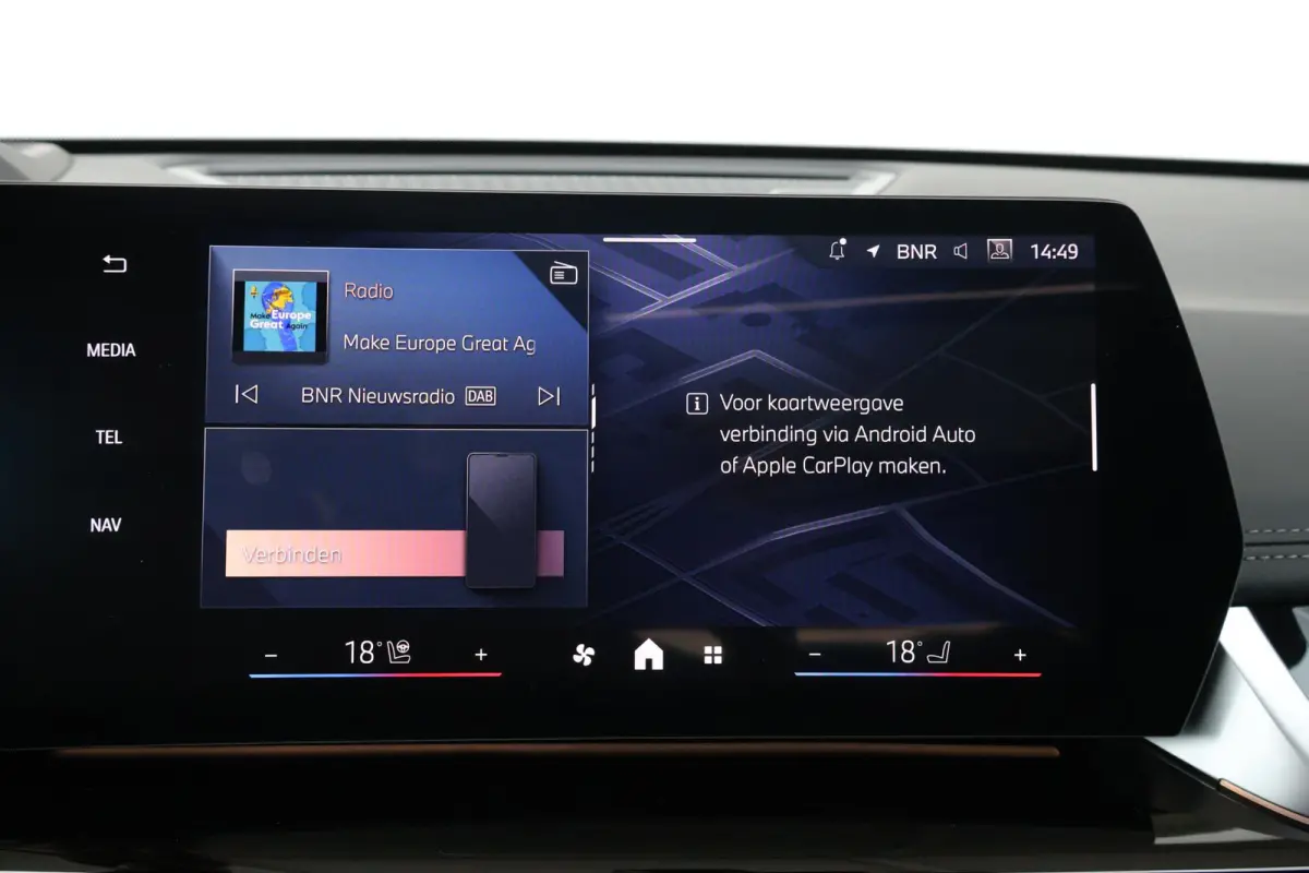 eDrive20 67 kWh M Sport Edition | Sport Pakket Pro | Panorama Dak | Stuur & Stoelverwarming | Driving Assistant Professional | Parking Assistant Plus | Head-Up | Harman Kardon | Elektr. Stoe