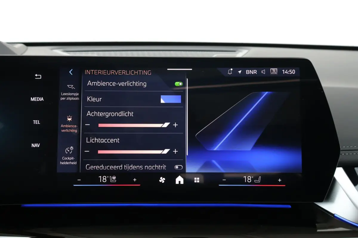 eDrive20 67 kWh M Sport Edition | Sport Pakket Pro | Panorama Dak | Stuur & Stoelverwarming | Driving Assistant Professional | Parking Assistant Plus | Head-Up | Harman Kardon | Elektr. Stoe