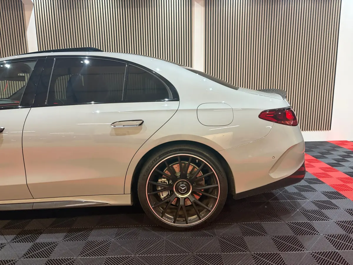 AMG 53 4MATIC+ Edition 1 Carbon////