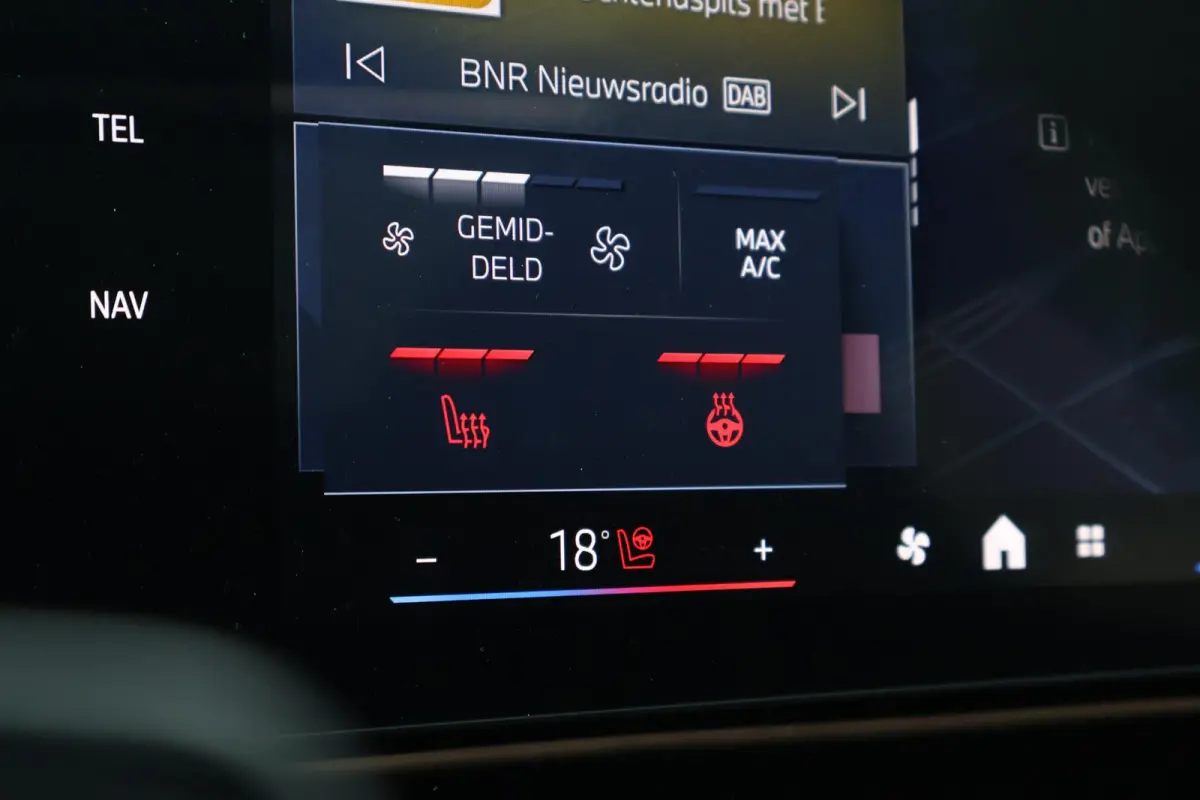 xDrive25e Optimized Edition | Sport pakket Pro | Panorama Dak | Driving Assistant Plus | Parking Assistant Plus | Head-Up | Invidual Jerez Zwart | Trekhaak | Stuur & Stoelverwarming |