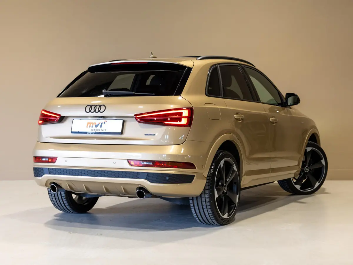 2.0 TFSI quattro Sport 3x S-Line Edition / 220pk / Trekhaak / Panorama dak / Nappaleder / Bose / Elektrische stoelverstelling /