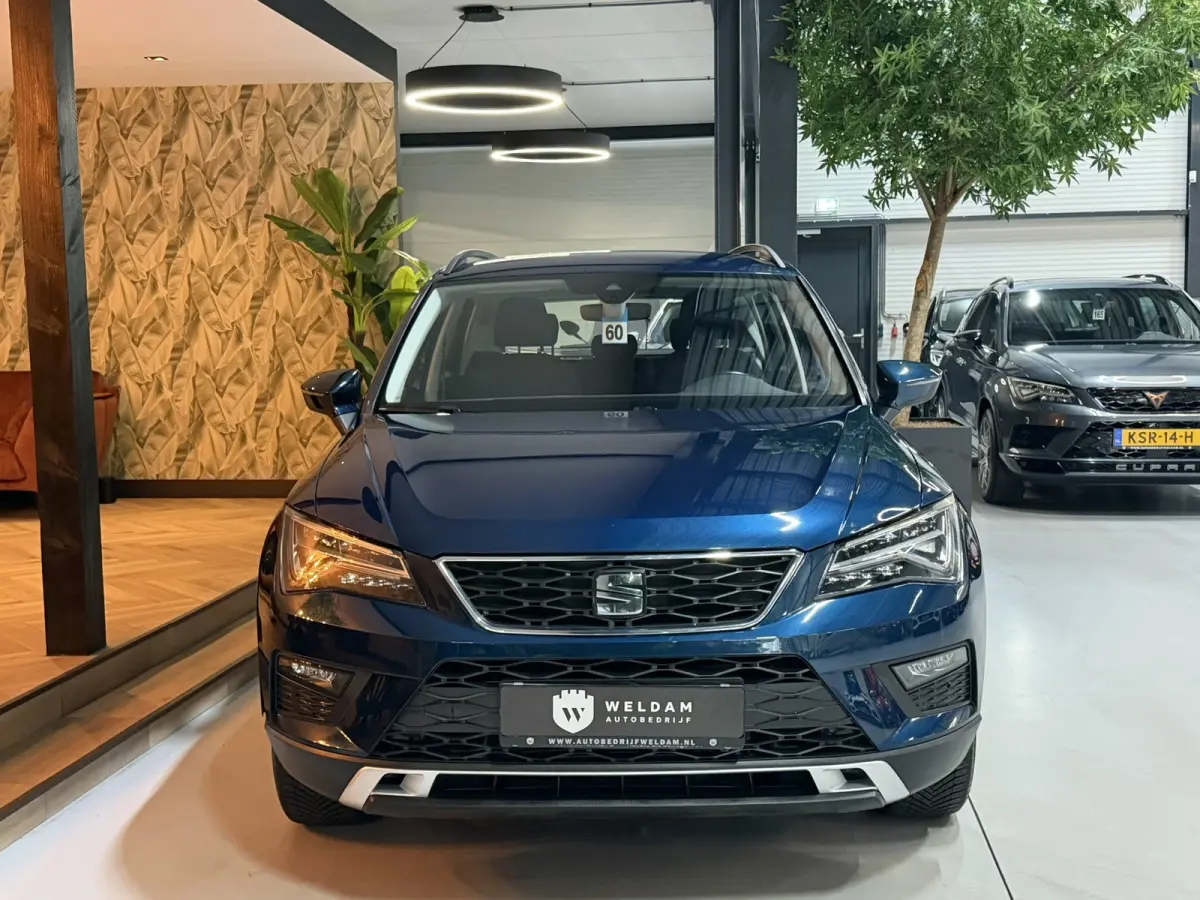 1.0 EcoTSI Style Edition|Lava Blue|Dealer Onderhouden|AllSeason|Virtual Cockpit|LED|Navi|CarPlay|Cruise|PDC|Rijklaar