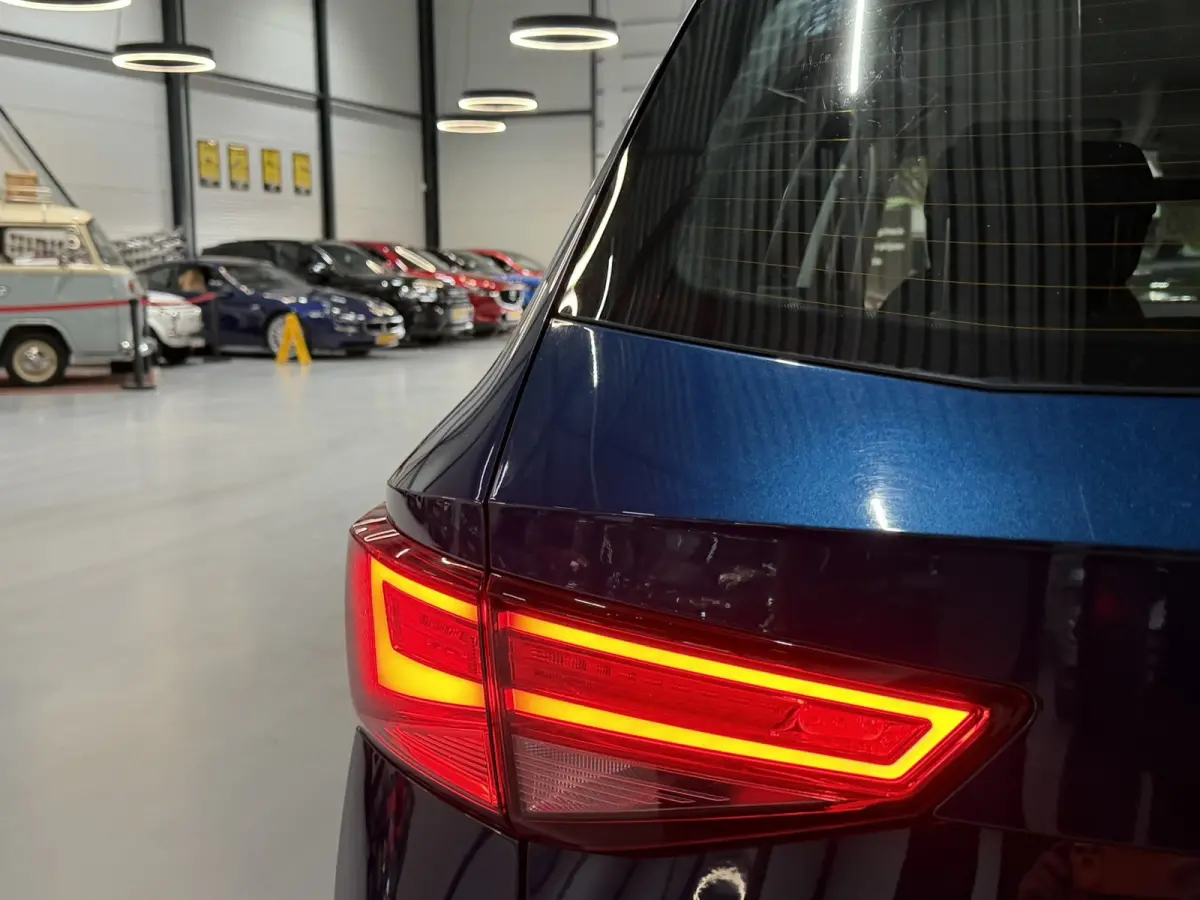1.0 EcoTSI Style Edition|Lava Blue|Dealer Onderhouden|AllSeason|Virtual Cockpit|LED|Navi|CarPlay|Cruise|PDC|Rijklaar