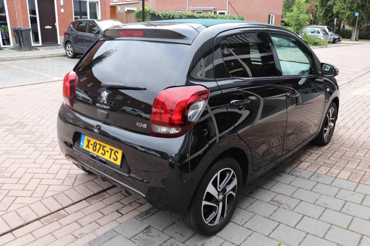 1.0 e-VTi Collection Cabrio dak! | scherm met Apple Carplay/Android Auto