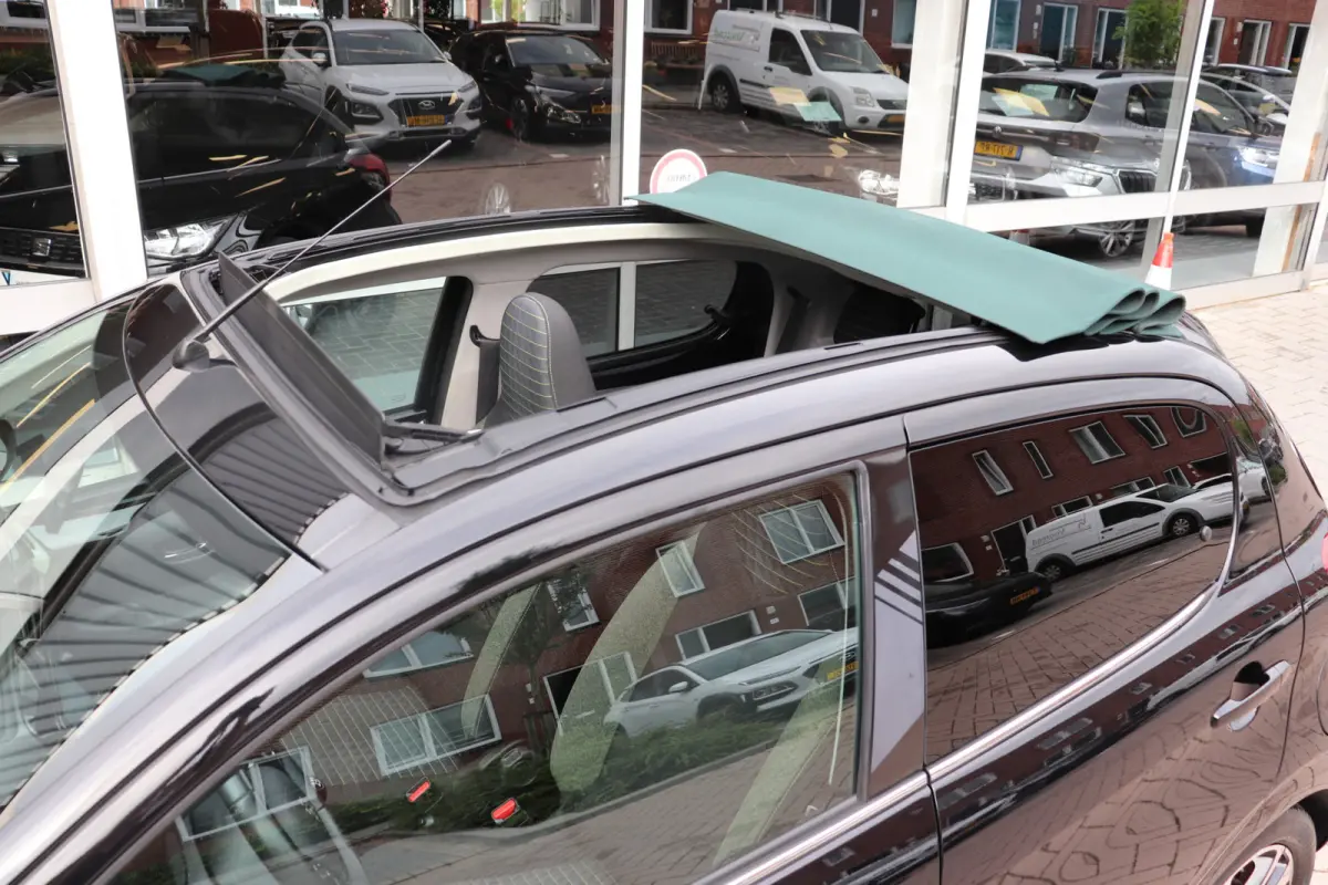 1.0 e-VTi Collection Cabrio dak! | scherm met Apple Carplay/Android Auto
