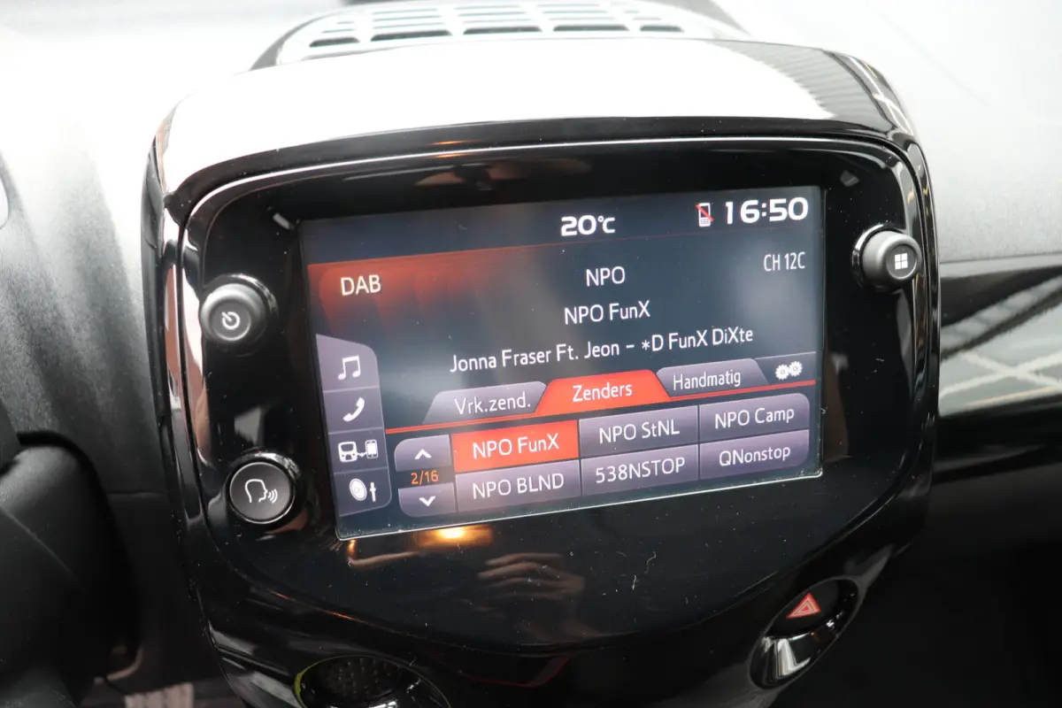 1.0 e-VTi Collection Cabrio dak! | scherm met Apple Carplay/Android Auto