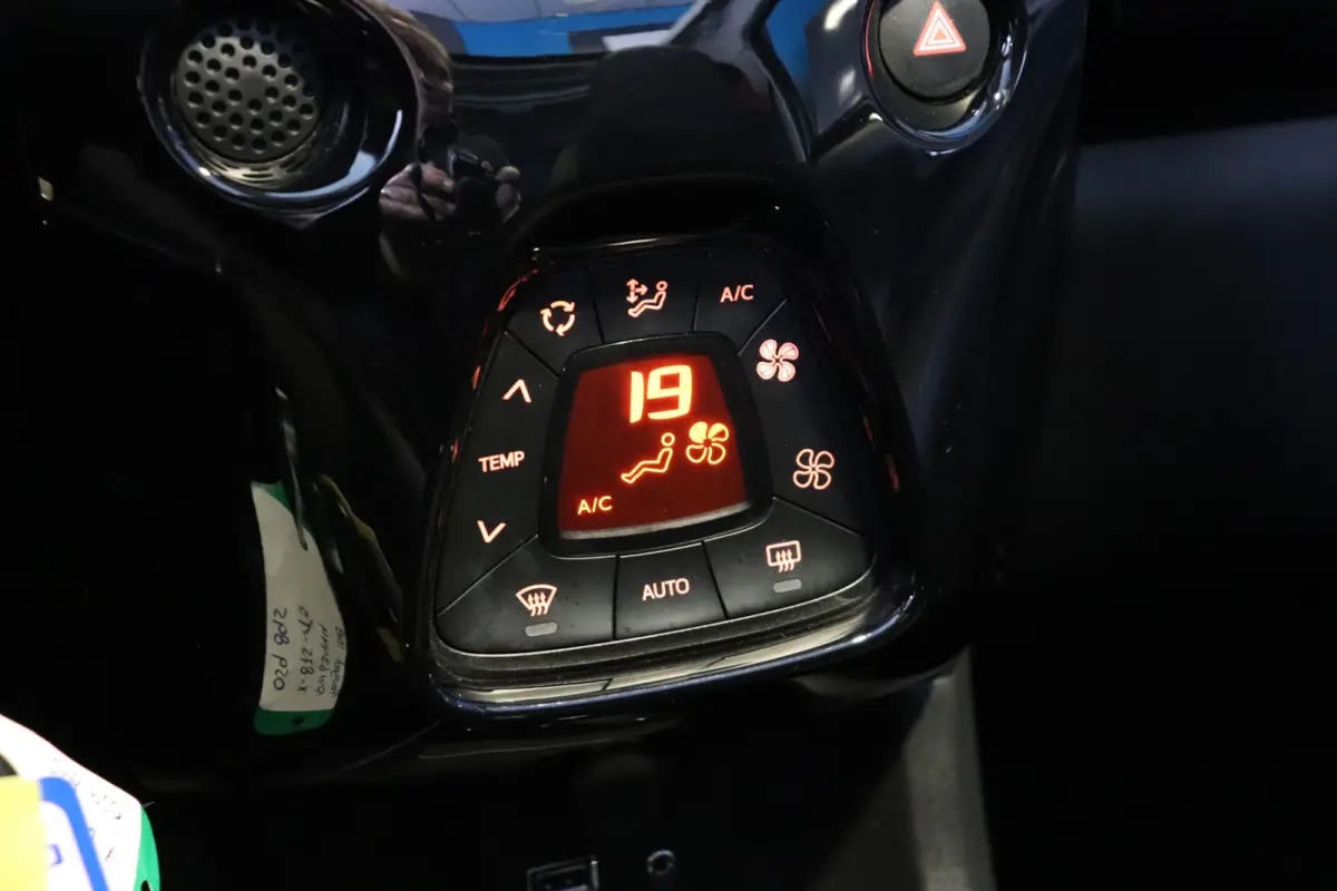 1.0 e-VTi Collection Cabrio dak! | scherm met Apple Carplay/Android Auto
