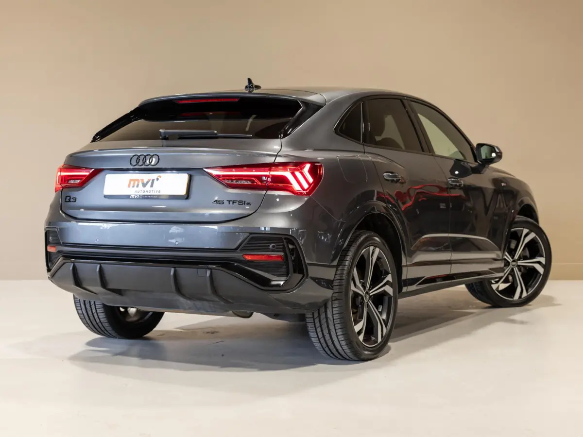 45 TFSI e 2x S-Line Edition / 245pk / Leder / Stoelverwarming /