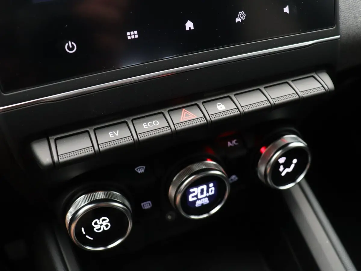 1.6 HEV Intense | Achteruitrijcamera | Automaat | Climate Control | Cruise Control |