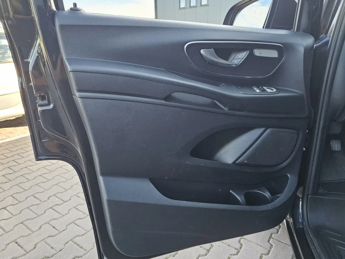 116 CDI Lang DC Comfort Automaat | LED | Standkachel | Camera | Stoelverwarming | Leder | Trekhaak | Keyless | Blind Spot | Lane assist |