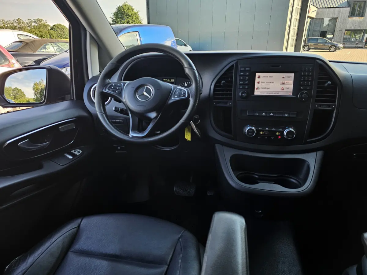 116 CDI Lang DC Comfort Automaat | LED | Standkachel | Camera | Stoelverwarming | Leder | Trekhaak | Keyless | Blind Spot | Lane assist |