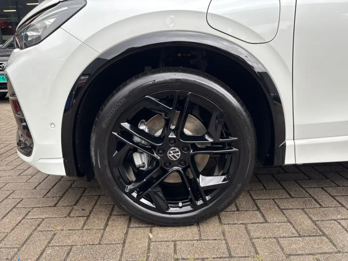 1.5 TSI eHYBRID R-LINE BLACK-OPTIK TREKHAAK/360CAM/ELEK-KLEP/ACC/HUD/STOEL+STUURVERW