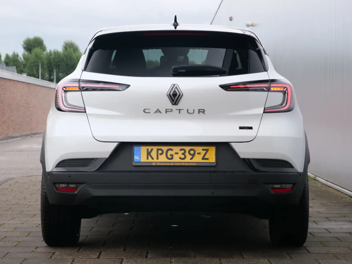 1.8 E-Tech full hybrid 160 Pk techno Automaat Navi / DAB / Apple Carplay / Camera