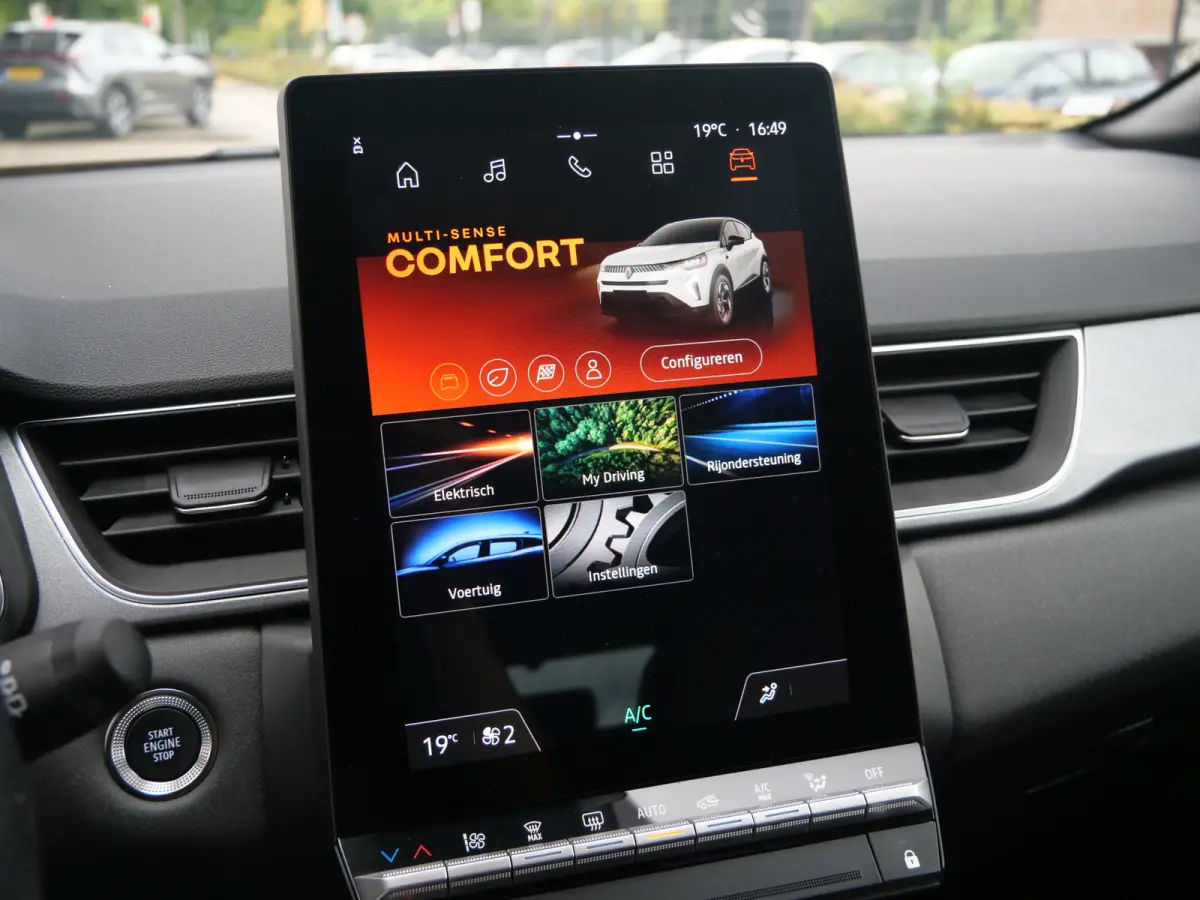 1.8 E-Tech full hybrid 160 Pk techno Automaat Navi / DAB / Apple Carplay / Camera